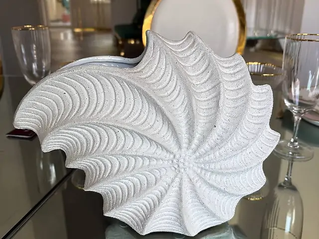 Ваза мушля кераміка біла