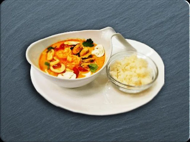 Суп Том Ям з Морепродуктами