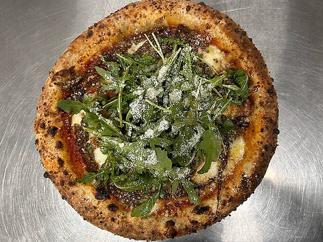 Піца з баклажаном та руколою 30 см