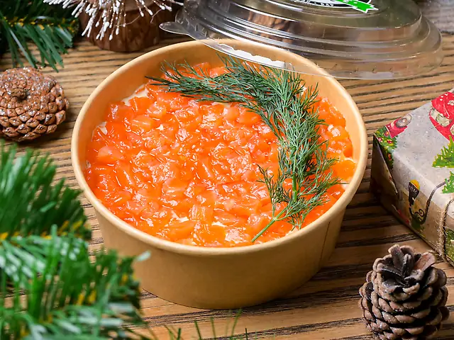 Олівє з лососем та креветками