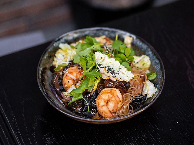 Фунчоза з морепродуктами