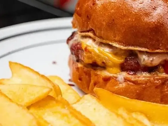 EASY CHEESE BURGER