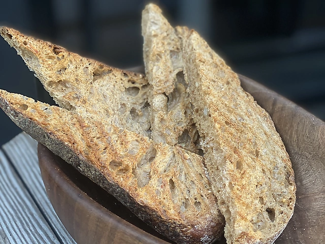 Темний хліб