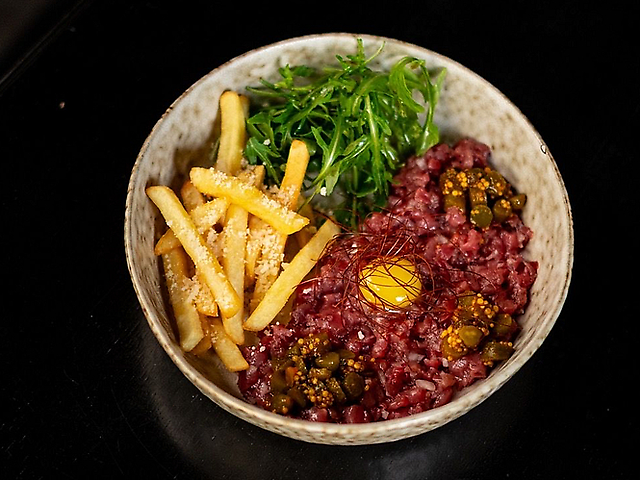 Тар тар із телятини