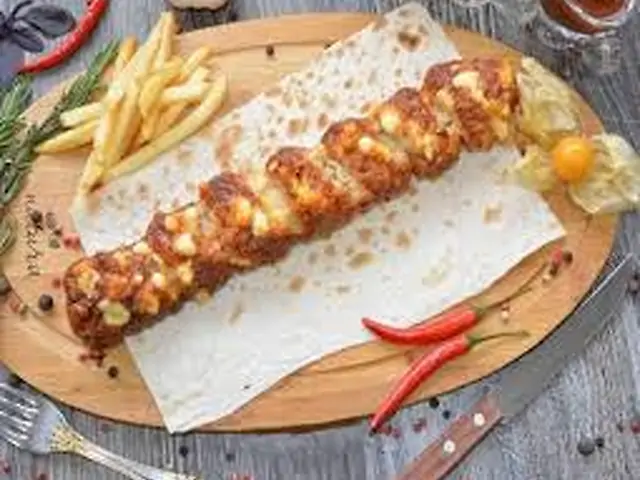 Люля кебаб телячий з сиром