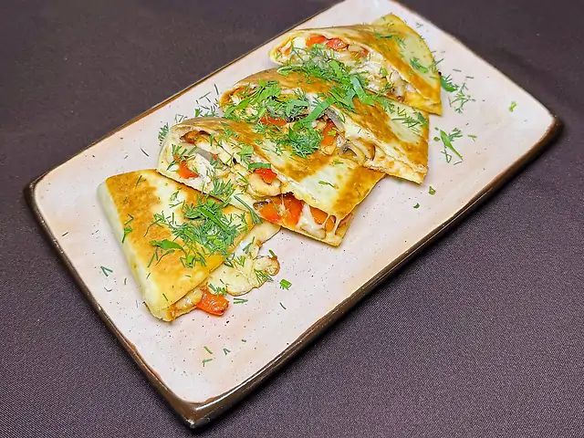 Кесаділья з куркою