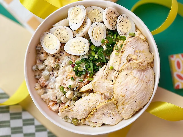 Олів'є з ніжною куркою