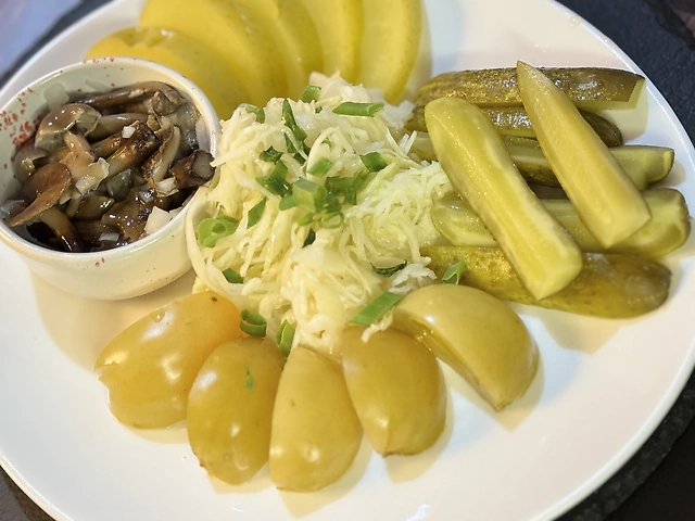 Соления ассорти