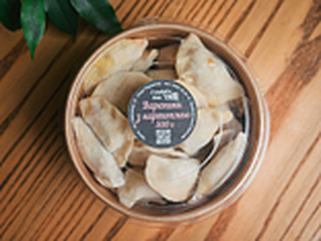 Вареники з картоплею с/м ручного ліплення (за бажанням готові)