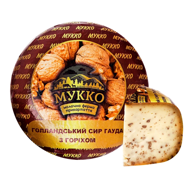 Сир твердий 50% з горіхом Мукко