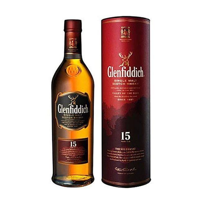 Віскі у тубусі 15 років витримки Glenfiddich, 0.7 л