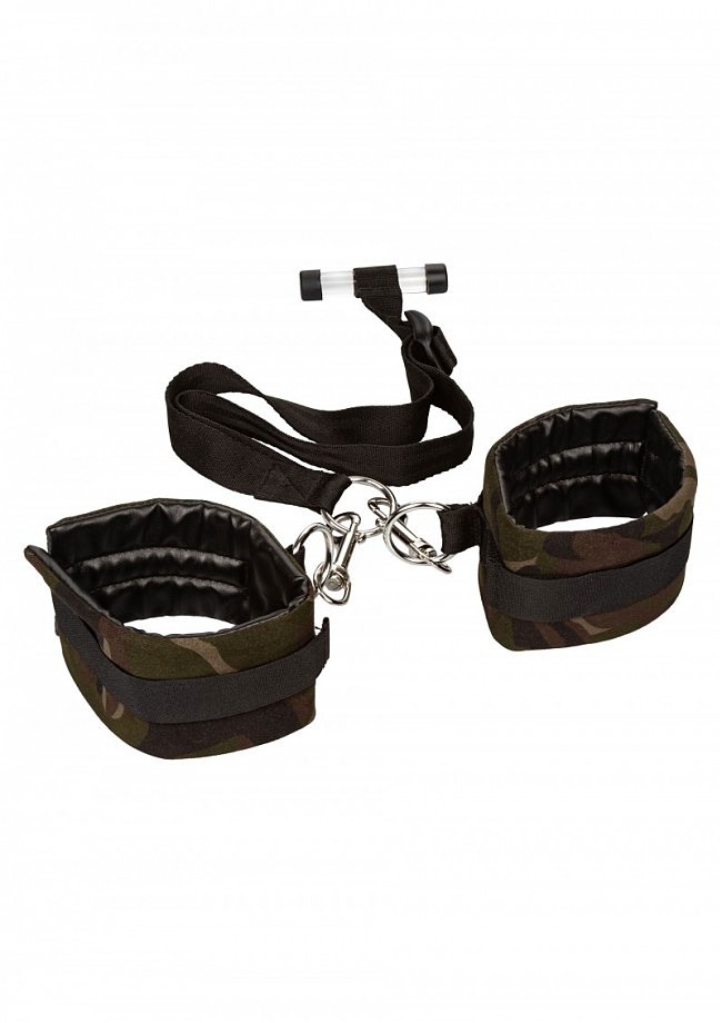 Фіксатори для рук CalExotics Camo Over The Door Cuffs на двері